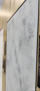 Двери скрытого монтажа облицовка декоративной штукатуркой под бетон