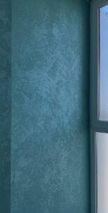 штукатурка Сатин шовковий на балконі